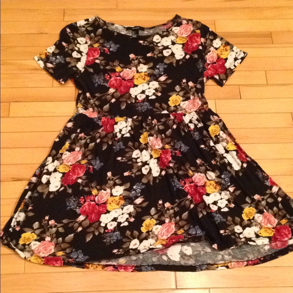 Forever 21 floral mini dress